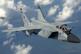 securitymagazin.cz/defence/f35-tu160-mig31-aliance-1404074447.html?utm_source=www.seznam.cz&utm_medium=seznam_distribuce&utm_campaign=lide